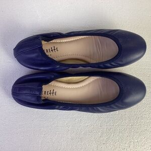Ballerette Roma Round Toe Flats Navy Sz 37